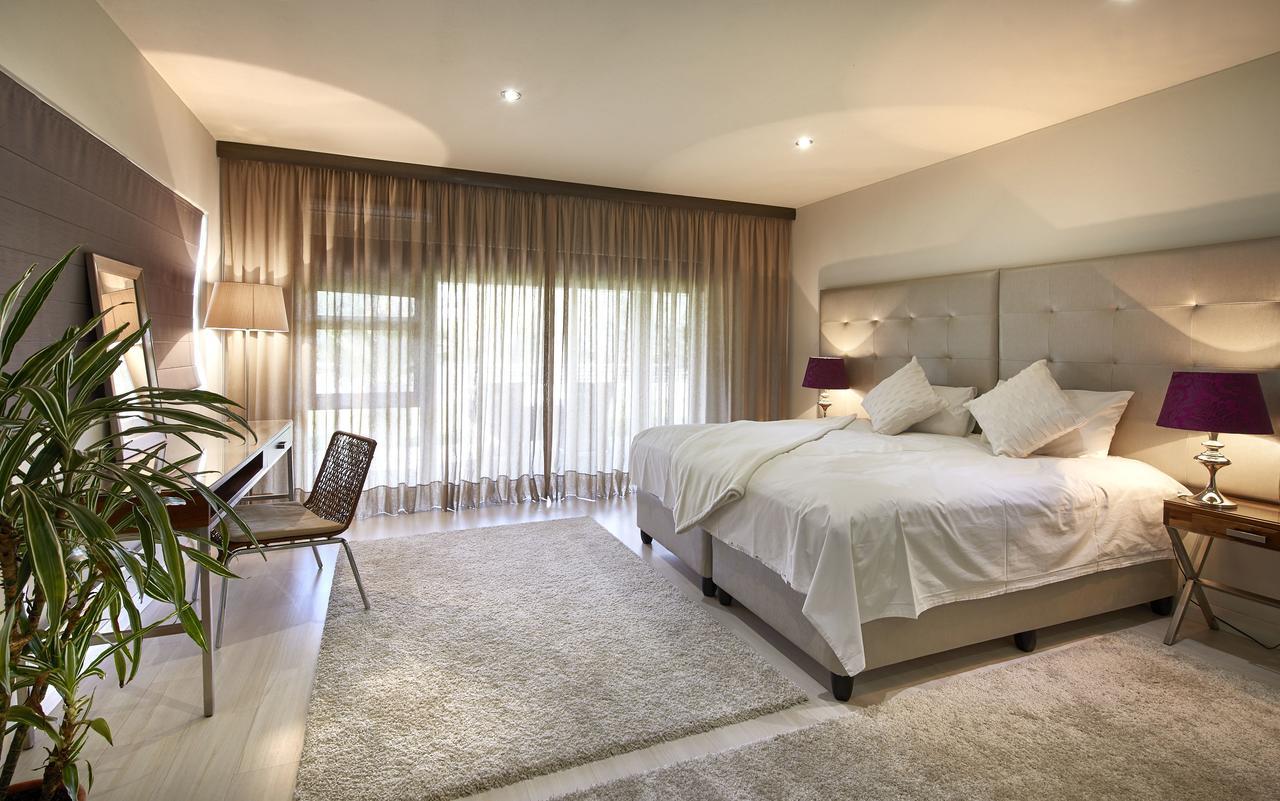 יוהנסבורג Dynasty Forest Sandown Serviced Apartments & Self Catering Hotel מראה חיצוני תמונה