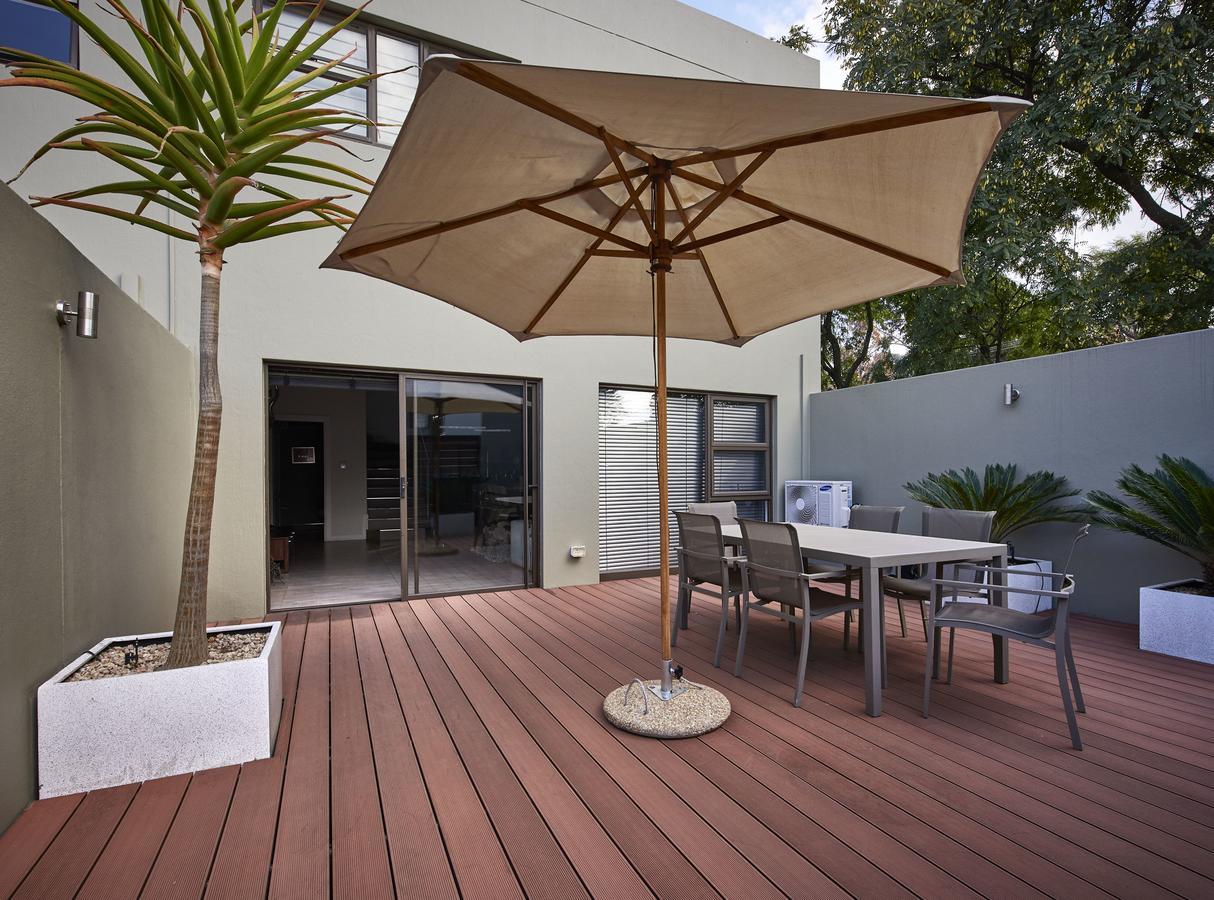 יוהנסבורג Dynasty Forest Sandown Serviced Apartments & Self Catering Hotel מראה חיצוני תמונה