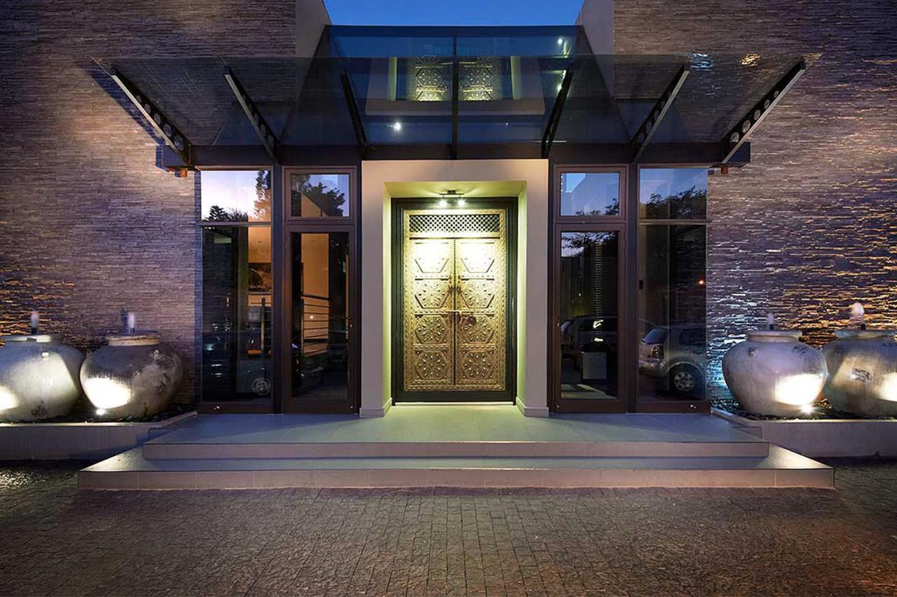 יוהנסבורג Dynasty Forest Sandown Serviced Apartments & Self Catering Hotel מראה חיצוני תמונה