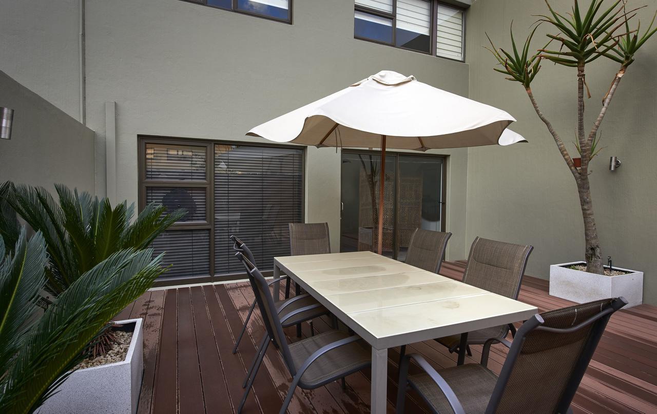 יוהנסבורג Dynasty Forest Sandown Serviced Apartments & Self Catering Hotel מראה חיצוני תמונה
